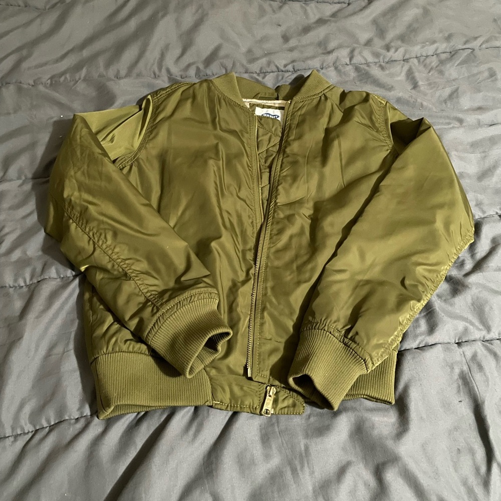 Olive green zip up sweatshirt